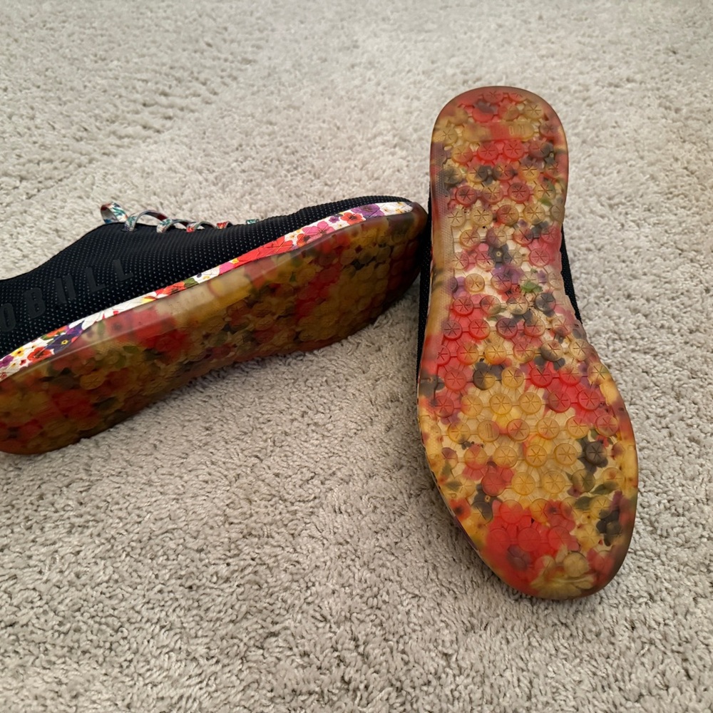 NOBULL Black Sneakers with Multicolor Laces - Picture 3 of 4